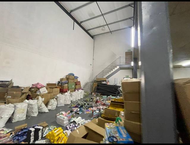1,000M² WAREHOUSE TO LET IN ORMONDE